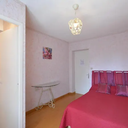 D'hotes Au Vieux Chene Bed & Breakfast Grillon